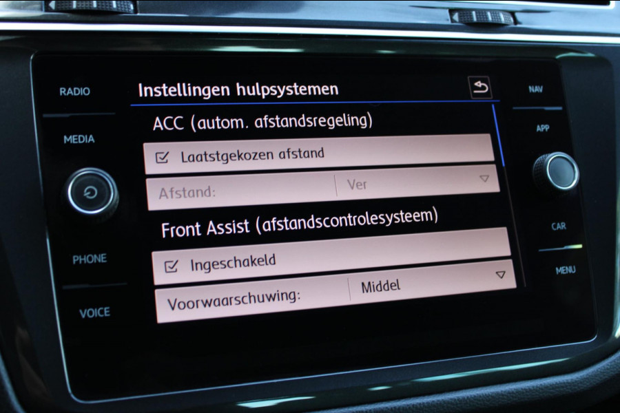 Volkswagen Tiguan 1.4 TSI 4Motion Highline Business R Nap