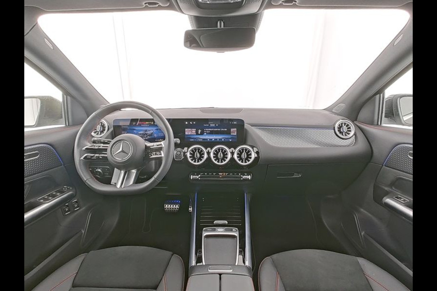 Mercedes-Benz GLA 250 e AMG Face Lift Plug-In Hybride | AMG Line Advanced Plus | 20 Inch AMG Velgen Stuur en Stoelverwarming | Inclusief 24 maanden Mercedes-Benz Certified garantie voor Europa.