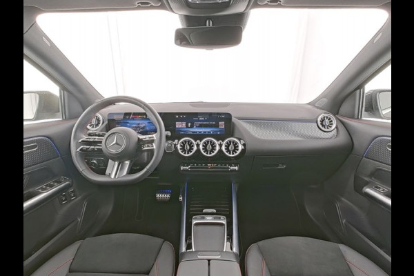 Mercedes-Benz GLA 250 e AMG Face Lift Plug-In Hybride | AMG Line Advanced Plus | 20 Inch AMG Velgen Stuur en Stoelverwarming | Inclusief 24 maanden Mercedes-Benz Certified garantie voor Europa.