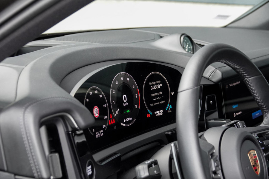 Porsche Cayenne 3.0 E-Hybrid *Sport-Design / Soft-Close / BOSE / Panorama / Head-up / Luchtvering*