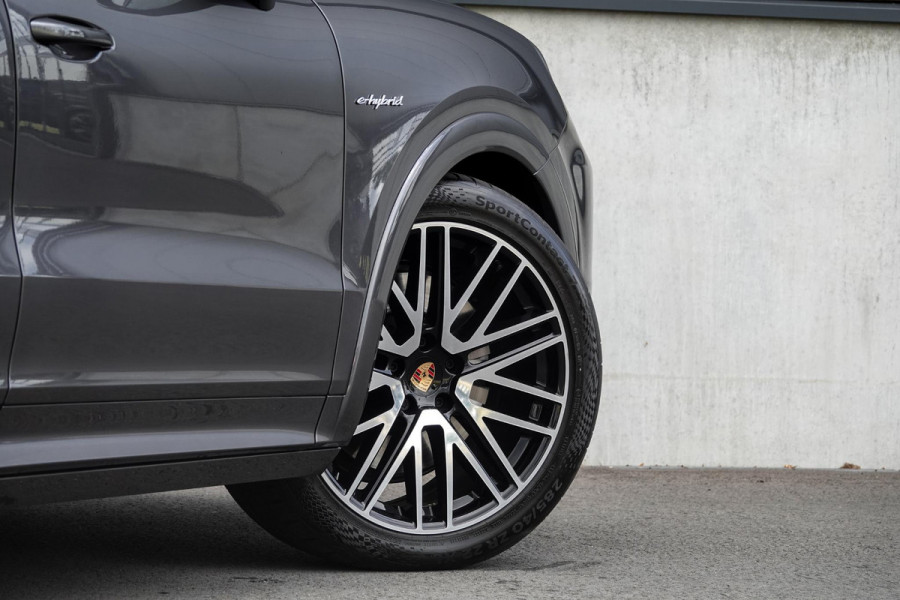 Porsche Cayenne 3.0 E-Hybrid *Sport-Design / Soft-Close / BOSE / Panorama / Head-up / Luchtvering*