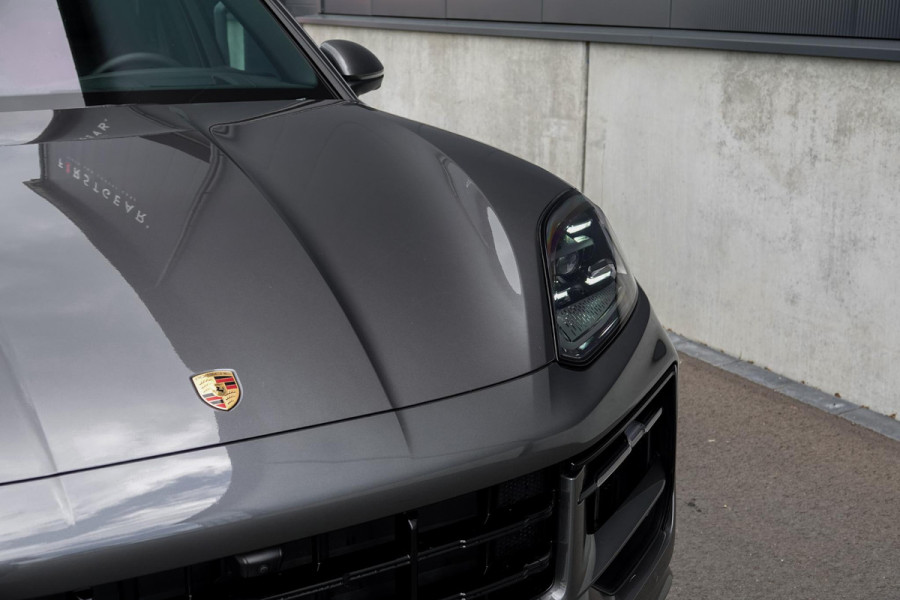 Porsche Cayenne 3.0 E-Hybrid *Sport-Design / Soft-Close / BOSE / Panorama / Head-up / Luchtvering*