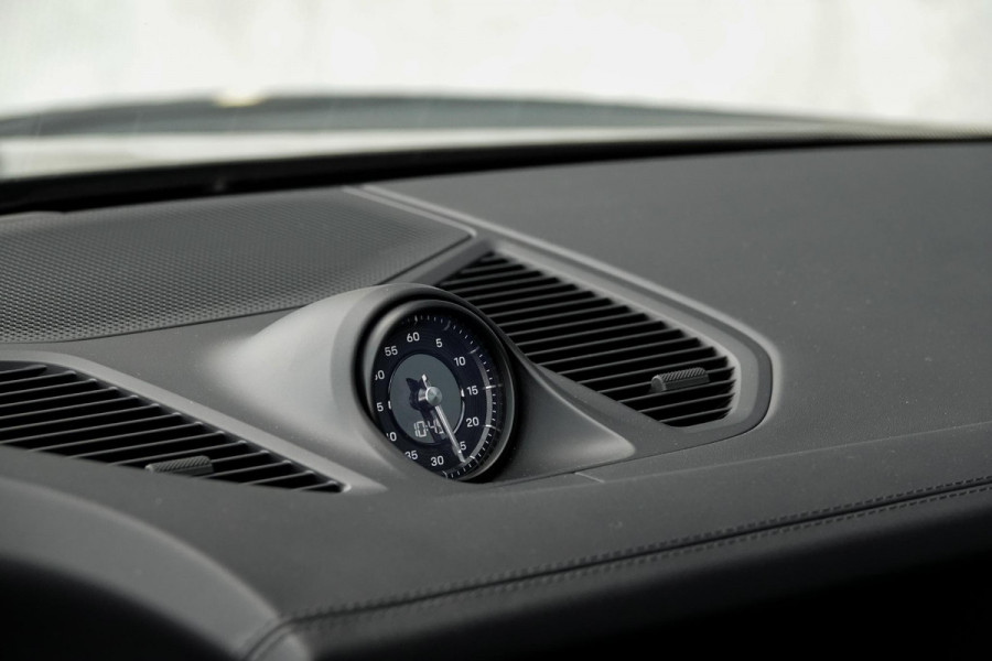 Porsche Cayenne 3.0 E-Hybrid *Sport-Design / Soft-Close / BOSE / Panorama / Head-up / Luchtvering*