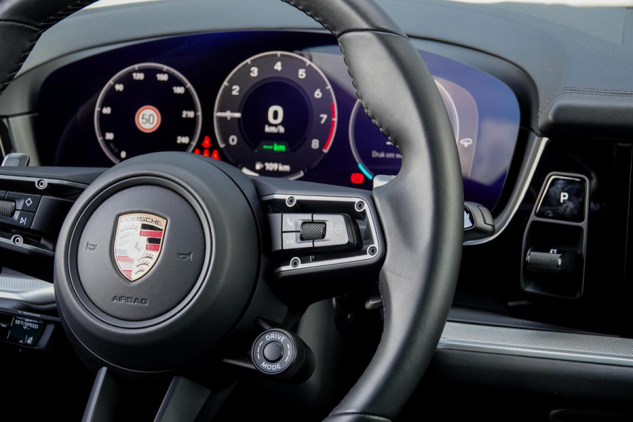 Porsche Cayenne 3.0 E-Hybrid *Sport-Design / Soft-Close / BOSE / Panorama / Head-up / Luchtvering*