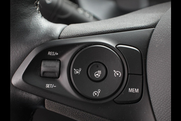 Opel Corsa 1.2 100pk Turbo Elegance Sky Panorama dak Climate control Cruise control Digitale Cockpit LED Parkeersensoren Stuurverwarming Stoelverwarming 360 camera Apple Carplay/ Android Auto Lichtmetalen Velgen
