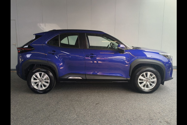 Toyota Yaris Cross 1.5 Hybrid 115 Active + trekhaak Rijklaar + Fabrieksgarantie tot 08-2029 Henk Jongen Auto's in Helmond,  al 50 jaar service zoals 't hoort!