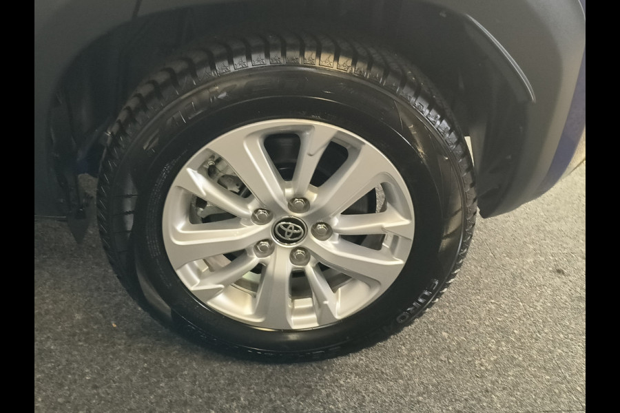 Toyota Yaris Cross 1.5 Hybrid 115 Active + trekhaak Rijklaar + Fabrieksgarantie tot 08-2029 Henk Jongen Auto's in Helmond,  al 50 jaar service zoals 't hoort!