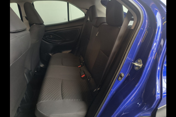 Toyota Yaris Cross 1.5 Hybrid 115 Active + trekhaak Rijklaar + Fabrieksgarantie tot 08-2029 Henk Jongen Auto's in Helmond,  al 50 jaar service zoals 't hoort!