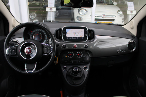 Fiat 500 TwinAir Turbo Lounge | 16" Velgen | Climate Control | Cruise Control Rijdende auto, niet altijd aanwezig.
