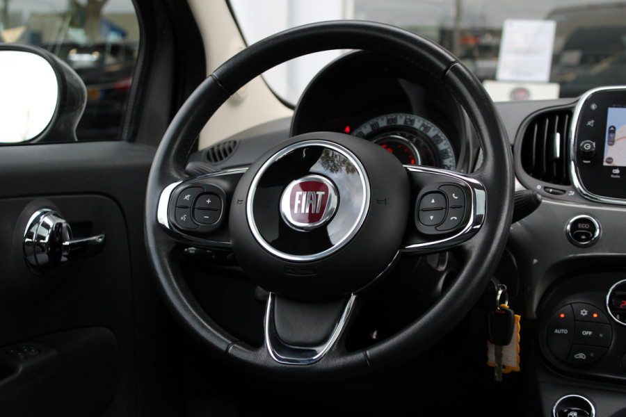 Fiat 500 TwinAir Turbo Lounge | 16" Velgen | Climate Control | Cruise Control Rijdende auto, niet altijd aanwezig.