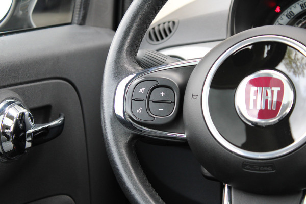 Fiat 500 TwinAir Turbo Lounge | 16" Velgen | Climate Control | Cruise Control Rijdende auto, niet altijd aanwezig.