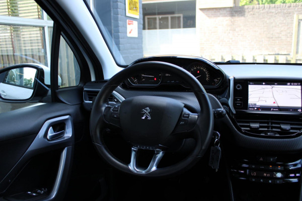 Peugeot 2008 1.2 PureTech Active Automaat Navi Pdc Camera
