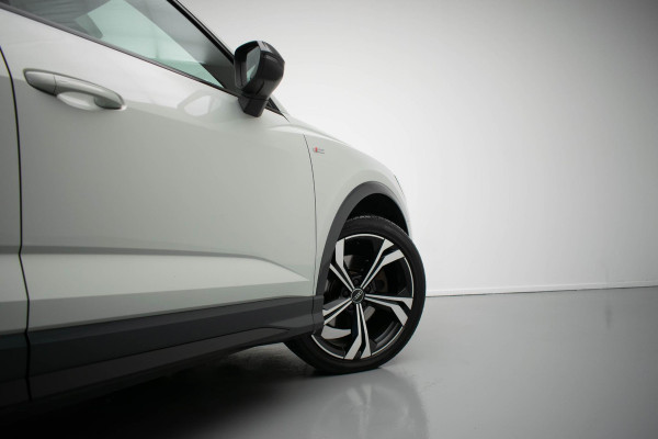 Audi Q3 Sportback 35 TFSI S Edition |Pano|3xS-Line|Sonos|Elek.Stoelen|Elek.Trekhaak|