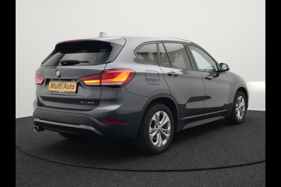 BMW X1 xDrive25e Sportline Plug In Hybrid 220pk PHEV | Adaptive Cruise | Trekhaak Afn. | Camera | Sportstoelen Verwarmd | Navi Pro | DAB | El. Achterklep |