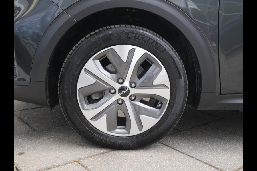 Kia e-Niro Edition 64 kWh | 3 Fase | Stoel/Stuurverwarming | Keyless | Navi | Carplay |