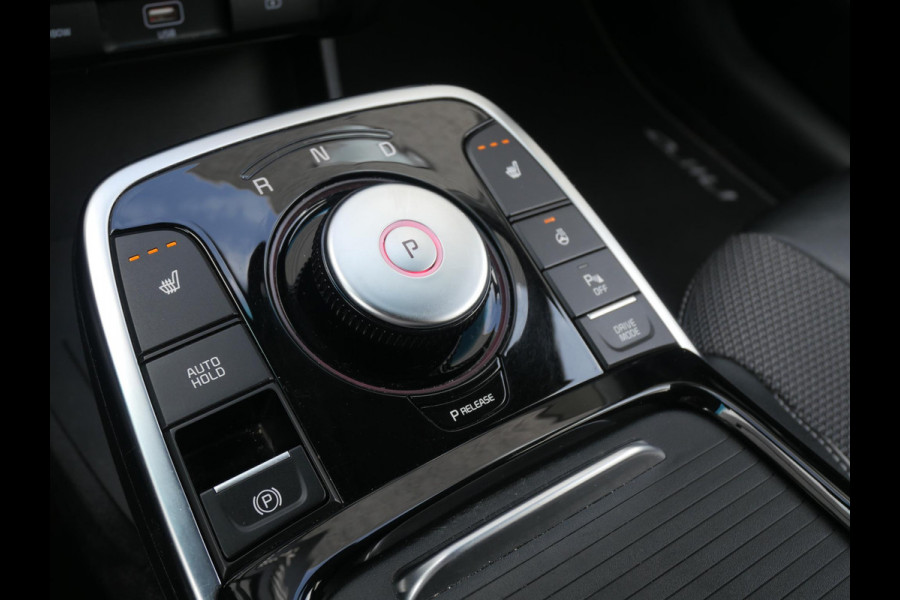 Kia e-Niro Edition 64 kWh | 3 Fase | Stoel/Stuurverwarming | Keyless | Navi | Carplay |