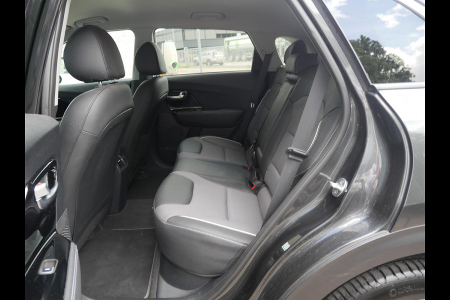Kia e-Niro Edition 64 kWh | 3 Fase | Stoel/Stuurverwarming | Keyless | Navi | Carplay |