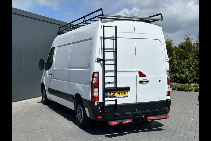 Renault Master T35 2.3 dCi 131 PK / L2H2 / 1e EIG. / AIRCO / CRUISE / NAVI / IMPERIAAL / TREKHAAK