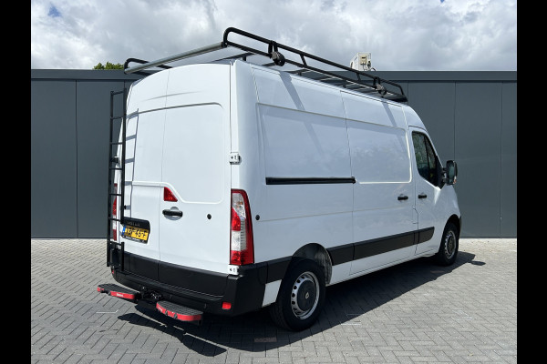 Renault Master T35 2.3 dCi 131 PK / L2H2 / 1e EIG. / AIRCO / CRUISE / NAVI / IMPERIAAL / TREKHAAK