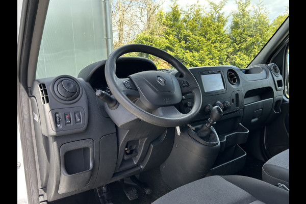 Renault Master T35 2.3 dCi 131 PK / L2H2 / 1e EIG. / AIRCO / CRUISE / NAVI / IMPERIAAL / TREKHAAK