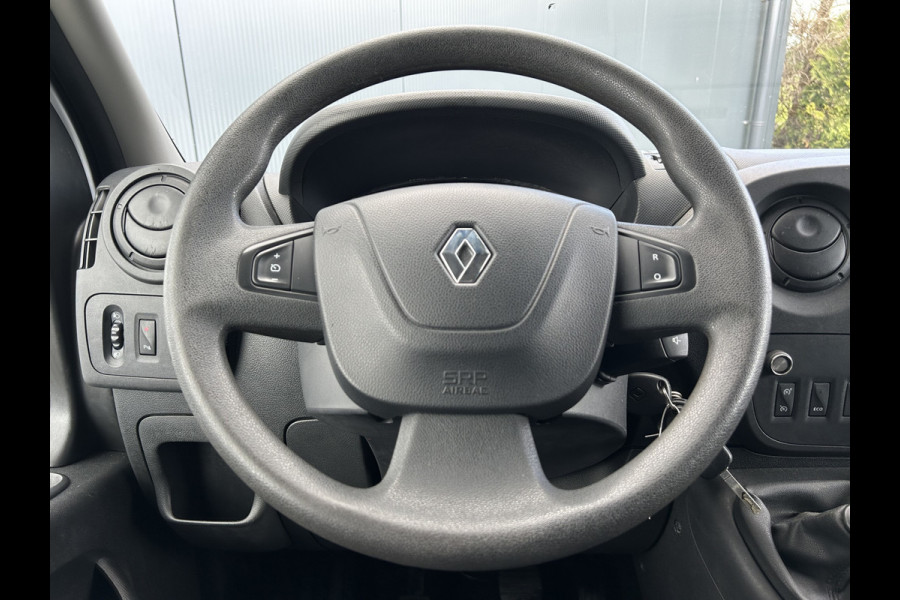 Renault Master T35 2.3 dCi 131 PK / L2H2 / 1e EIG. / AIRCO / CRUISE / NAVI / IMPERIAAL / TREKHAAK