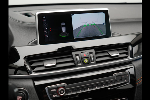 BMW X1 xDrive25e Sportline Plug In Hybrid 220pk PHEV | Camera | Sportstoelen Verwamd | Navi Prof | DAB | 18"L.M | LED Koplampen |