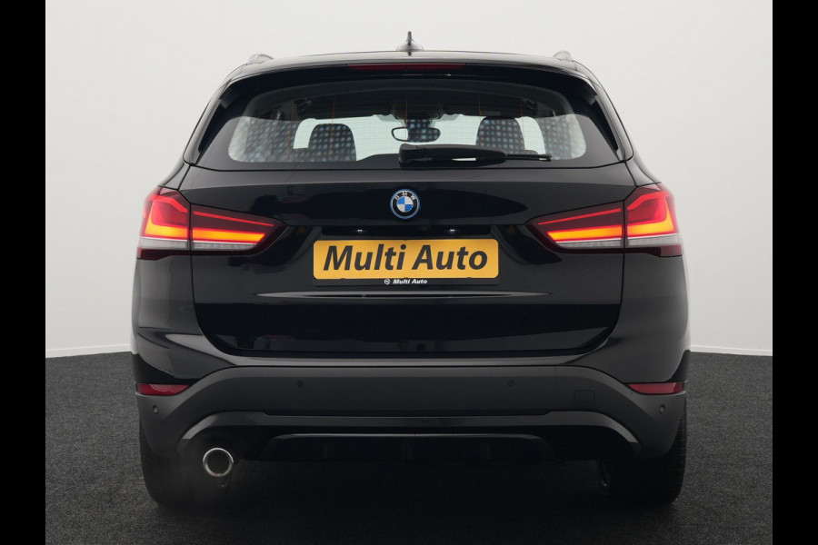 BMW X1 xDrive25e Sportline Plug In Hybrid 220pk PHEV | Camera | Sportstoelen Verwamd | Navi Prof | DAB | 18"L.M | LED Koplampen |