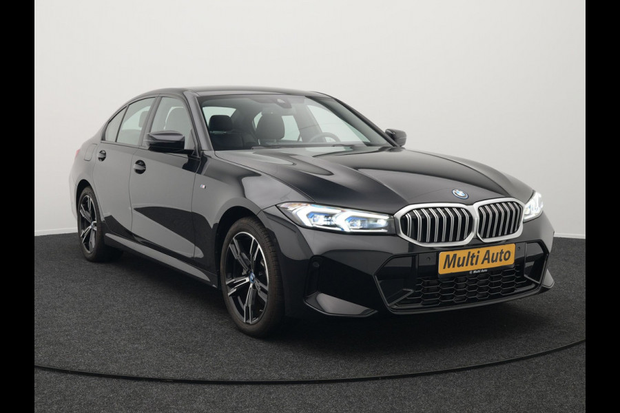 BMW 3-serie 330e M Sport Plug In Hybrid 293pk PHEV | Widescreen Navi |Head Up | Alcantara Sportstoelen Verwarmd | Sfeerverlichting | Camera | BLIS | Keyless |