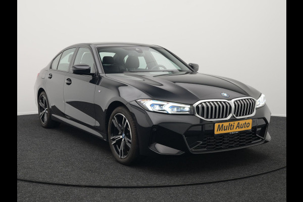 BMW 3-serie 330e M Sport Plug In Hybrid 293pk PHEV | Widescreen Navi |Head Up | Alcantara Sportstoelen Verwarmd | Sfeerverlichting | Camera | BLIS | Keyless |