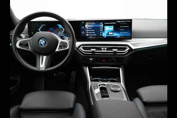 BMW 3-serie 330e M Sport Plug In Hybrid 293pk PHEV | Widescreen Navi |Head Up | Alcantara Sportstoelen Verwarmd | Sfeerverlichting | Camera | BLIS | Keyless |