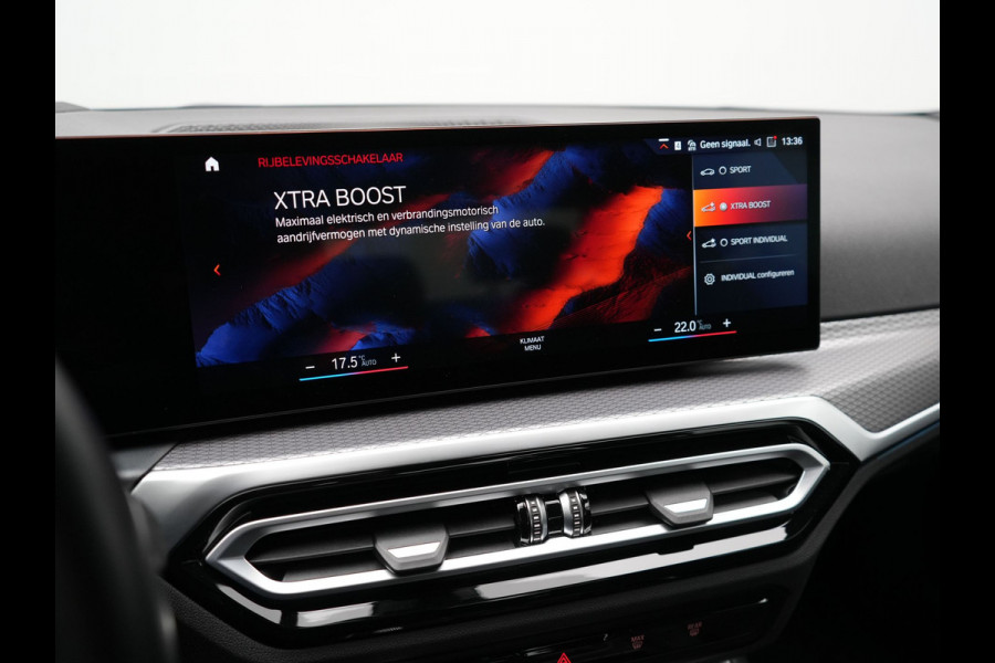 BMW 3-serie 330e M Sport Plug In Hybrid 293pk PHEV | Widescreen Navi |Head Up | Alcantara Sportstoelen Verwarmd | Sfeerverlichting | Camera | BLIS | Keyless |