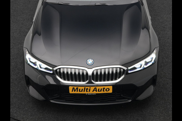 BMW 3-serie 330e M Sport Plug In Hybrid 293pk PHEV | Widescreen Navi |Head Up | Alcantara Sportstoelen Verwarmd | Sfeerverlichting | Camera | BLIS | Keyless |