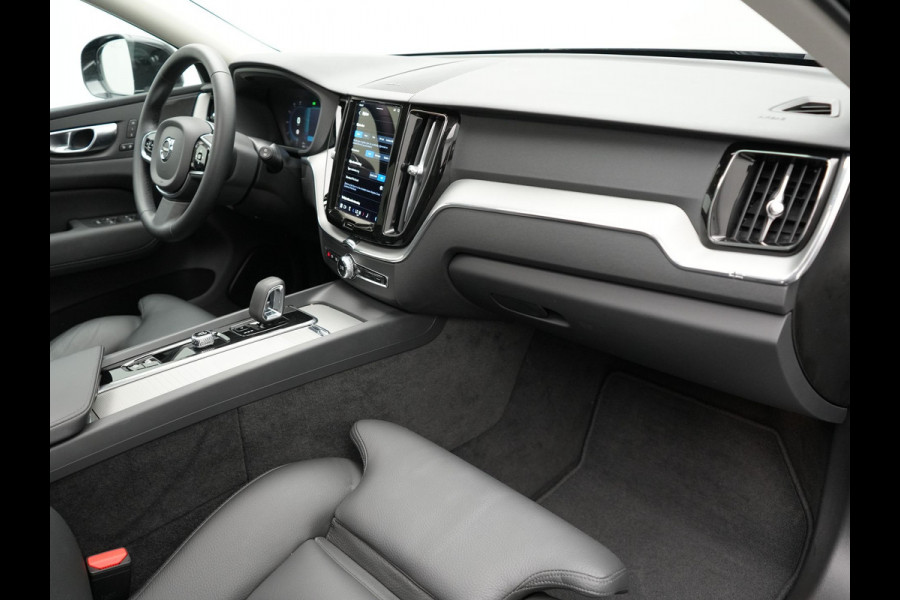 Volvo XC60 T6 Plug-in hybrid AWD Plus Bright PHEV | Panodak | Adaptive Cruise | Harman Kardon | Lederen Sportstoelen Memory | Camera | Google Maps | 19"L.M | Keyless | Stuurverwarming |