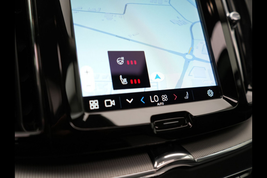 Volvo XC60 T6 Plug-in hybrid AWD Plus Bright PHEV | Panodak | Adaptive Cruise | Harman Kardon | Lederen Sportstoelen Memory | Camera | Google Maps | 19"L.M | Keyless | Stuurverwarming |
