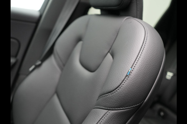 Volvo XC60 T6 Plug-in hybrid AWD Plus Bright PHEV | Panodak | Adaptive Cruise | Harman Kardon | Lederen Sportstoelen Memory | Camera | Google Maps | 19"L.M | Keyless | Stuurverwarming |