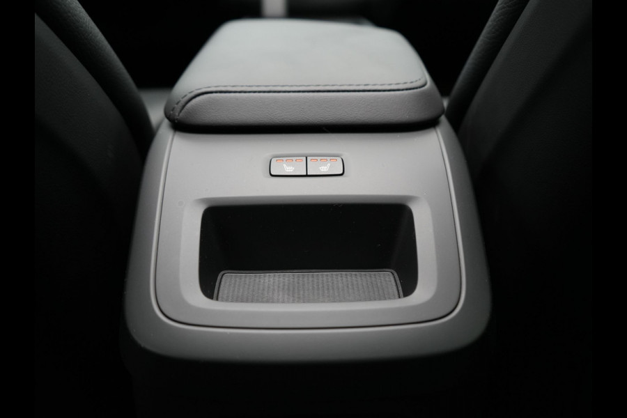 Volvo XC60 T6 Plug-in hybrid AWD Plus Bright PHEV | Panodak | Adaptive Cruise | Harman Kardon | Lederen Sportstoelen Memory | Camera | Google Maps | 19"L.M | Keyless | Stuurverwarming |