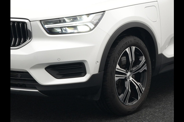 Volvo XC40 T4 Recharge Inscription Plug In Hybrid 211pk PHEV | Adaptive Cruise | Lederen Sportstoelen Memory | 360 Camera | Apple Carplay | Stuurverwarming | 18"L.M | DAB |