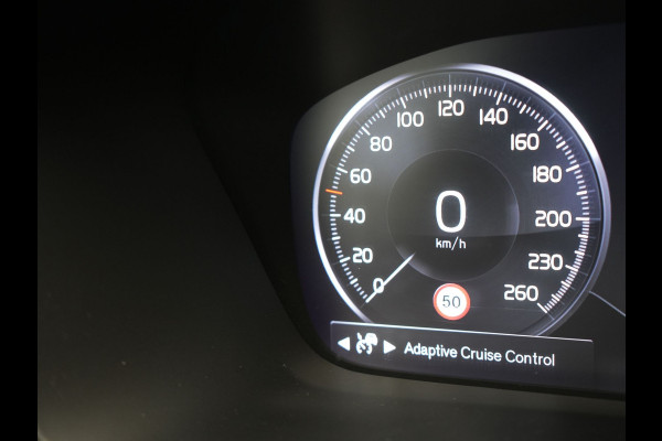 Volvo XC40 T4 Recharge Inscription Plug In Hybrid 211pk PHEV | Adaptive Cruise | Lederen Sportstoelen Memory | 360 Camera | Apple Carplay | Stuurverwarming | 18"L.M | DAB |