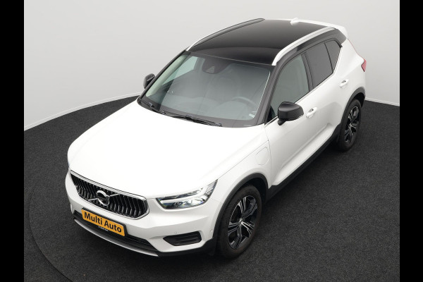 Volvo XC40 T4 Recharge Inscription Plug In Hybrid 211pk PHEV | Adaptive Cruise | Lederen Sportstoelen Memory | 360 Camera | Apple Carplay | Stuurverwarming | 18"L.M | DAB |