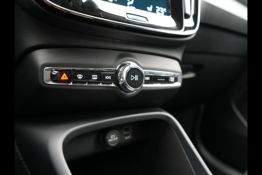 Volvo XC40 T4 Recharge Inscription Plug In Hybrid 211pk PHEV | Adaptive Cruise | Lederen Sportstoelen Memory | 360 Camera | Apple Carplay | Stuurverwarming | 18"L.M | DAB |