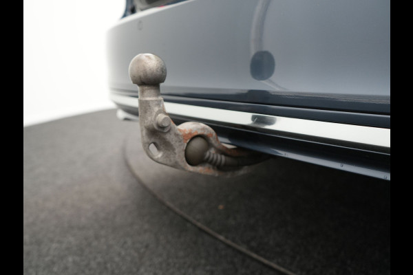 Volvo V90 T6 AWD Inscription Plug In Hybrid 340pk PHEV | Adaptive Cruise | Trekhaak af Fabriek | Head Up | Lederen Sportstoelen Memory | Harman Kardon | 360 Camera | BLIS | Pilot Assist | Stuurverwarming |
