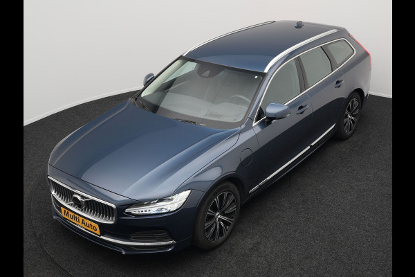 Volvo V90 T6 AWD Inscription Plug In Hybrid 340pk PHEV | Adaptive Cruise | Trekhaak af Fabriek | Head Up | Lederen Sportstoelen Memory | Harman Kardon | 360 Camera | BLIS | Pilot Assist | Stuurverwarming |