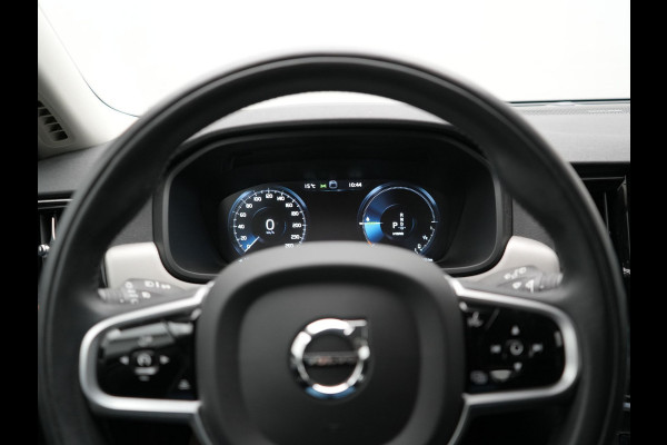 Volvo V90 T6 AWD Inscription Plug In Hybrid 340pk PHEV | Adaptive Cruise | Trekhaak af Fabriek | Head Up | Lederen Sportstoelen Memory | Harman Kardon | 360 Camera | BLIS | Pilot Assist | Stuurverwarming |