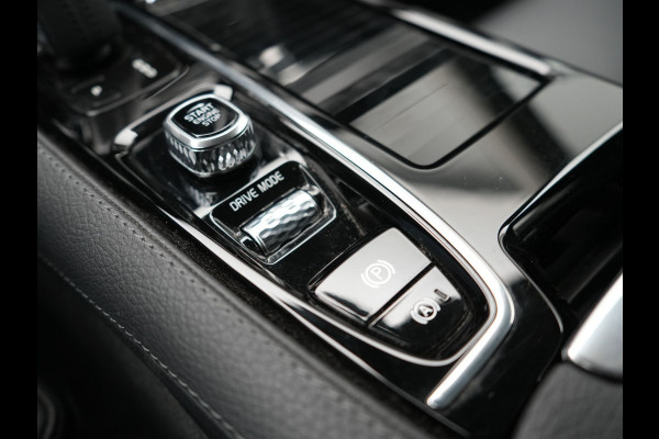 Volvo V90 T6 AWD Inscription Plug In Hybrid 340pk PHEV | Adaptive Cruise | Trekhaak af Fabriek | Head Up | Lederen Sportstoelen Memory | Harman Kardon | 360 Camera | BLIS | Pilot Assist | Stuurverwarming |
