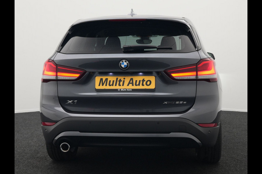 BMW X1 xDrive25e Sportline Plug In Hybrid 220pk PHEV | Adaptive Cruise | Trekhaak Afn. | Camera | Sportstoelen Verwarmd | Navi Pro | DAB | El. Achterklep |