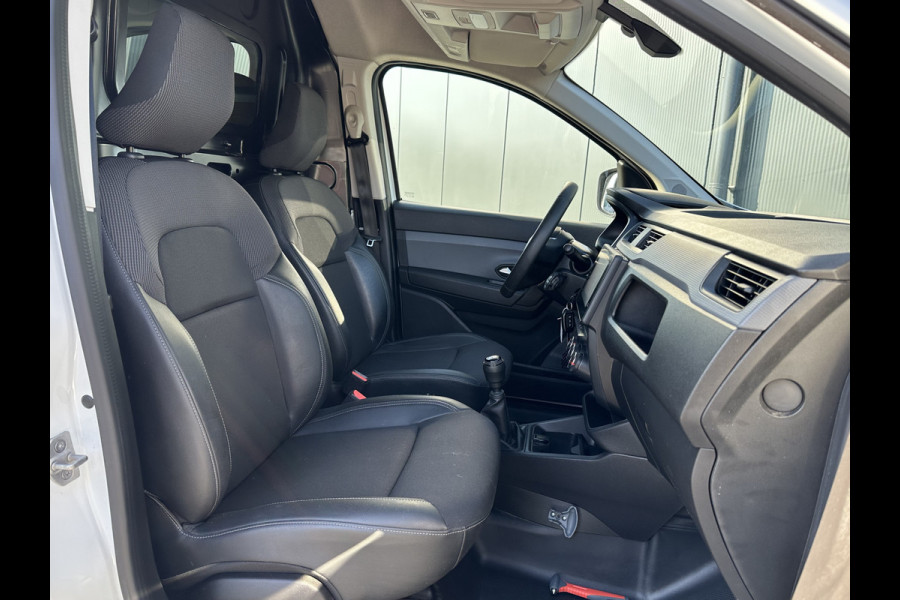 Renault Express 1.5 dCi Comfort / 1e EIGENAAR / CRUISE / AIRCO / GROOT NAVI / APPLE CARPLAY