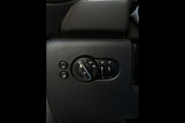 MINI Cabrio 1.5 Cooper Chili - Led - Navi - Camera -