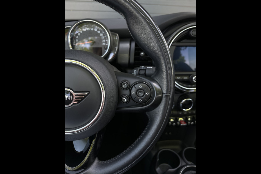 MINI Cabrio 1.5 Cooper Chili - Led - Navi - Camera -