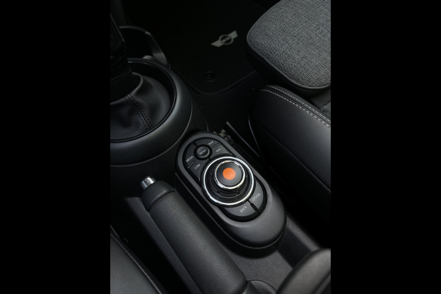 MINI Cabrio 1.5 Cooper Chili - Led - Navi - Camera -