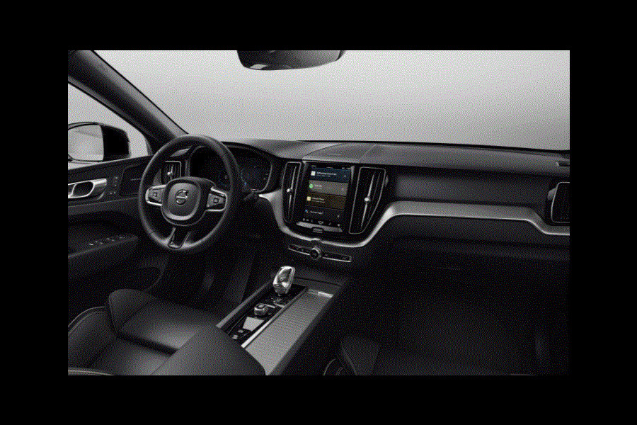 Volvo XC60 T6 350PK Automaat Plug-in hybrid AWD Plus Dark / Panoramadak / Harman Kardon / Luchtvering / 360 camera / Sport stoelen / 21'' velgen